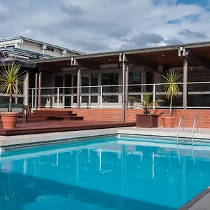 https://copthorne-rotorua.rotoruahotelsnz.com